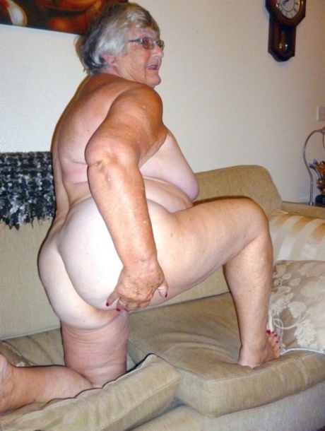 Obese UK nan Grandma Libby masturbates while reading a romance novel