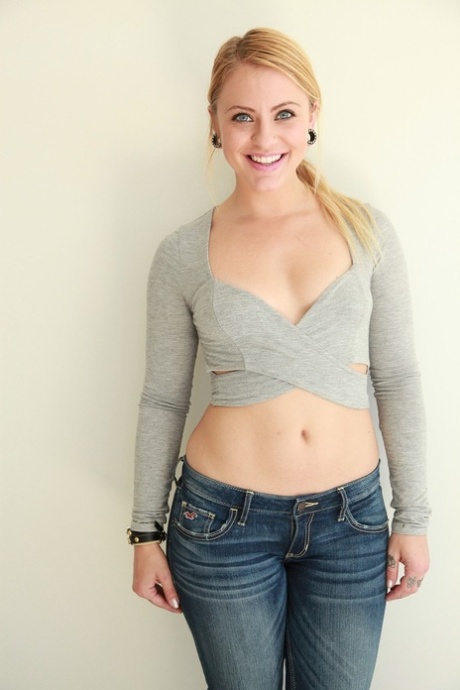 Petite teen Cameron Canada strips her jeans, shows nice tits and ass