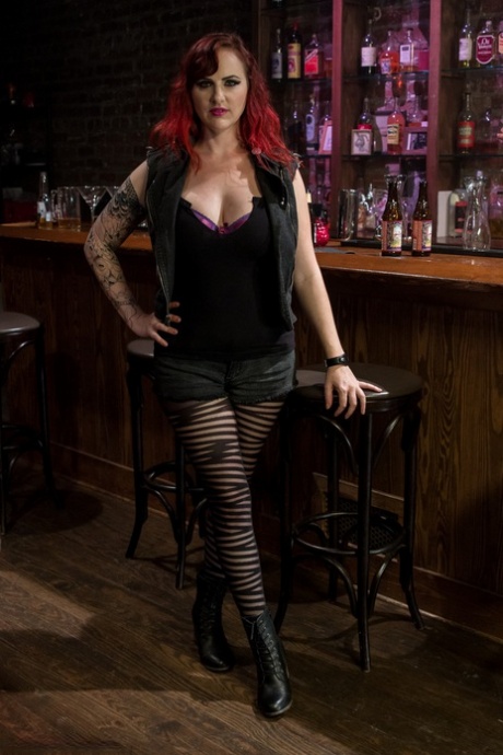 Curvy MILFs tease with their big tits & big booties at the club in hot outfits