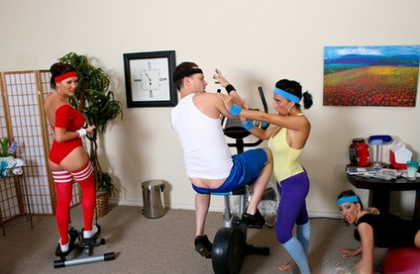 Ricki White,Claire Dames and Kelly Divine take up two big cocks and get banged