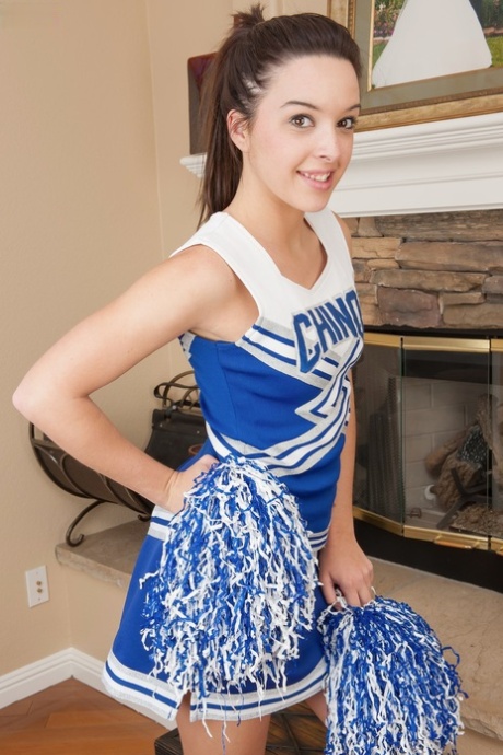 Cheerleader Jaslene Jade shows off her perfect tits & spreads her puffy pussy