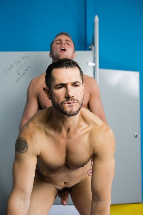 Gay dudes Campbell Stevens and Dean Monroe unveil their dicks before oral sex