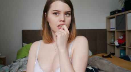 Lovely teen Jamie Young shows off her big booty & her shaved pussy on her bed
