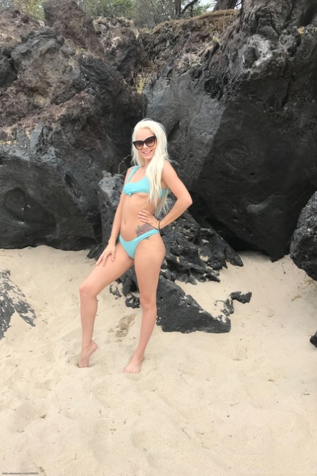 Slender teen Elsa Jean shows her twat and sexy ass in different locations