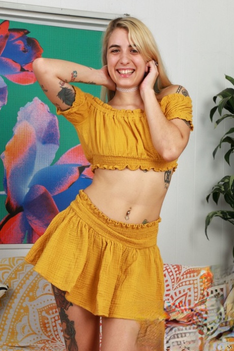 Russian hippie Pearl Sage unveiling her hot tattooed body & hairy crotch