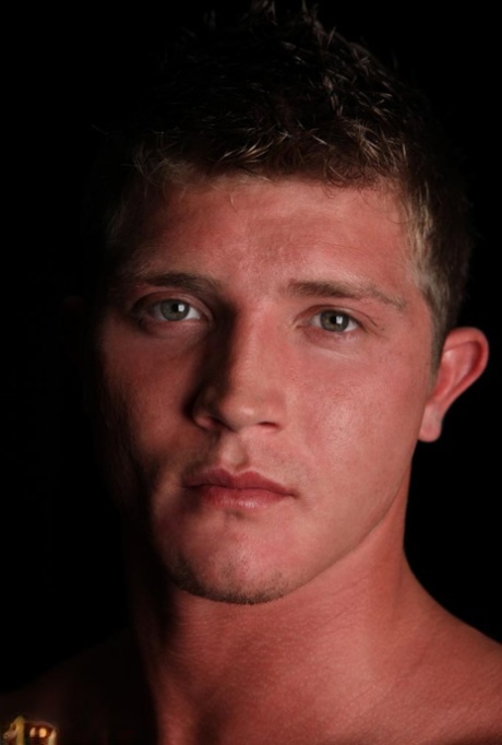 Muscular gay guy Sinclair flaunts his strong naked body & his hard dick