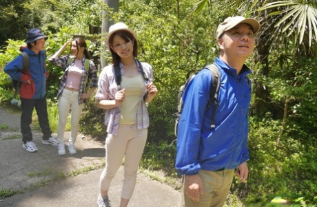 Asian hiker Mei Ashikawa seduces her guide and takes his dick in the forest