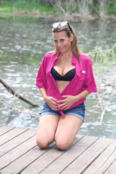 All Over 30 performed by Jade Allan Nude Gallery