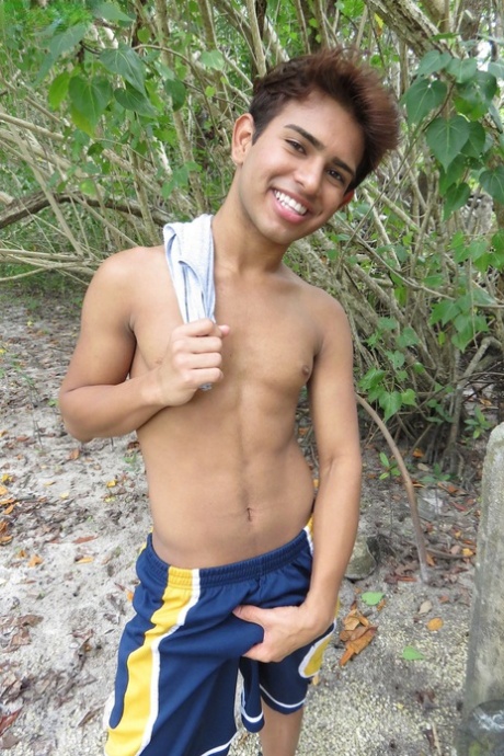 Boy Fun performed by Alex Steller Nude Pictures