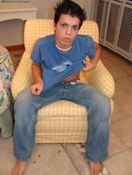 Adorable gay boy Kyler Lexxe strips his shirt & jeans to masturbate