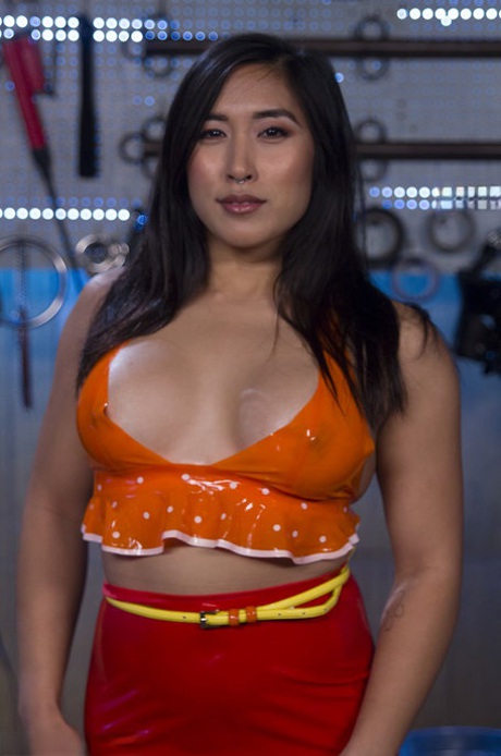 Tiny lezdom Mona Wales ties up and fucks her busty Asian slave Mia Li