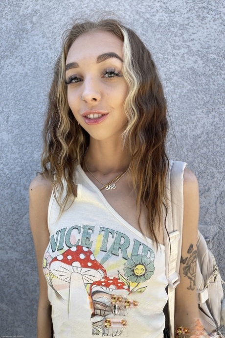 Sexy teen amateur Breezy Bri flaunts her pussy, asshole and titties