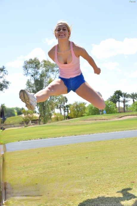 Amateur blonde athlete Kenna does exercise in her sexy sportswear